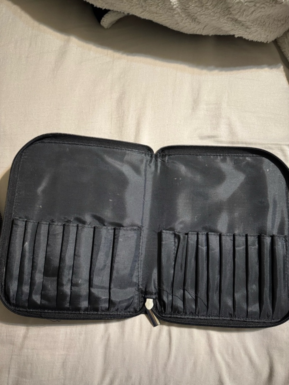 Beauty Infinity Black Zip Brush/Tool Case